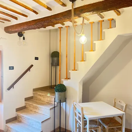 Borgo Di Vaggio B&B